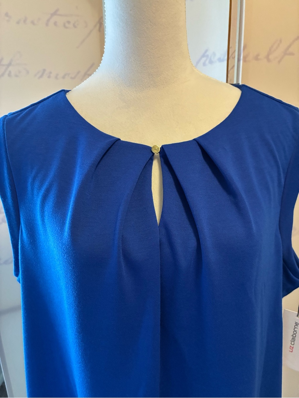 New w/Tag Liz Claiborne Sleeveless Pleated Keyhole Top in Royal Blue